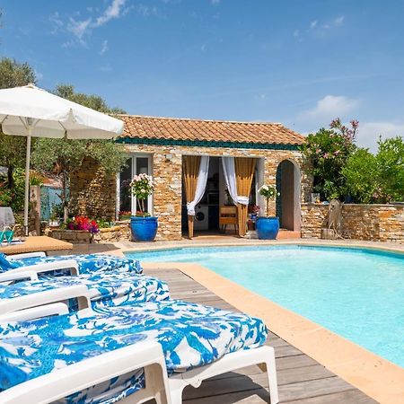 Le Camélia: Charming Apartment with Pool in Tranquil Estate Sollies-Toucas Exterior photo