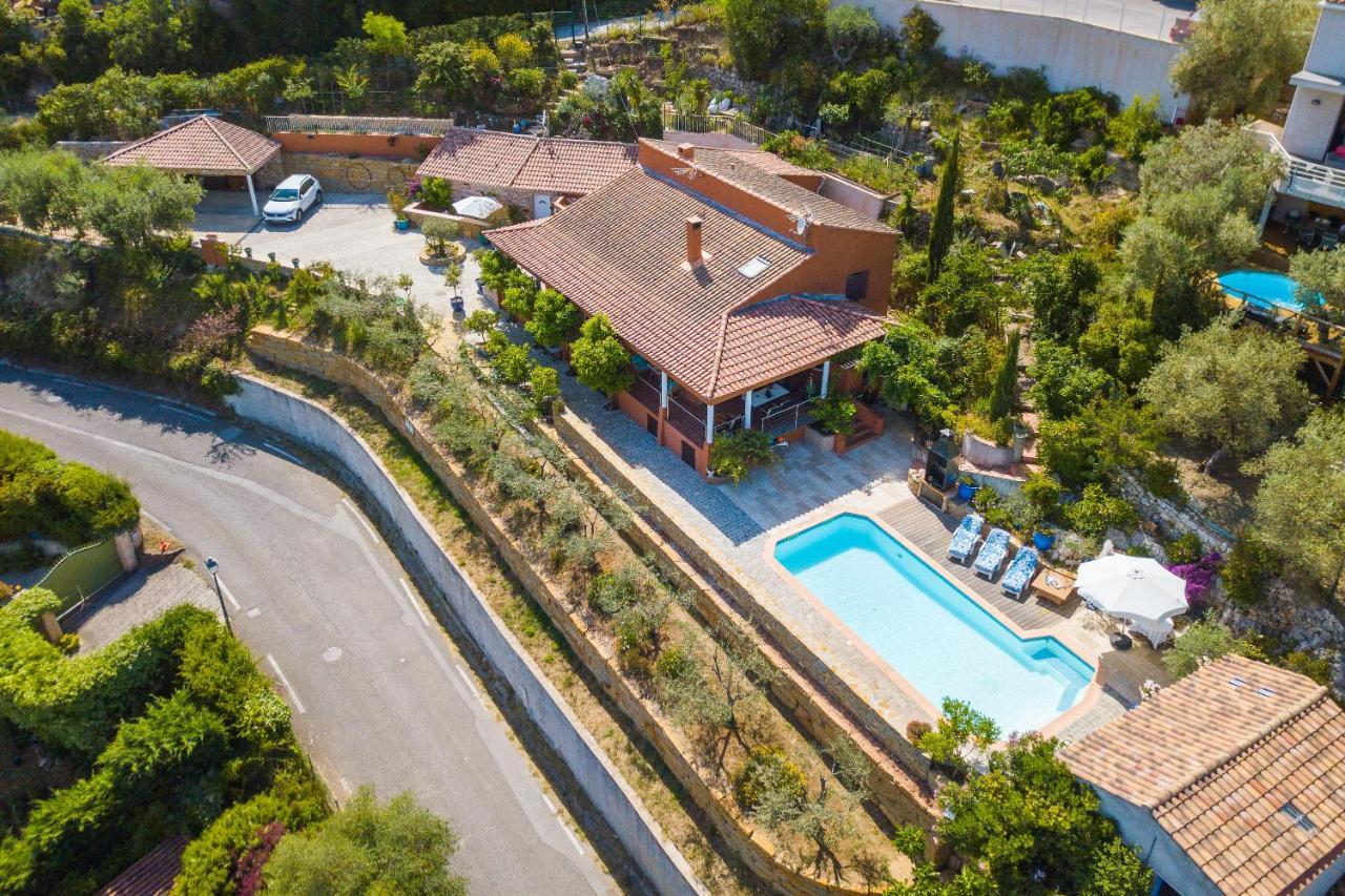 Le Camélia: Charming Apartment with Pool in Tranquil Estate Sollies-Toucas Exterior photo